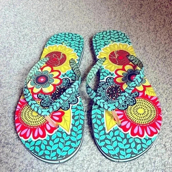 Vera Bradley Flower Shower Flip Flops Thong Sandals Slides Retro Boho Size 9-10 - Picture 1 of 6